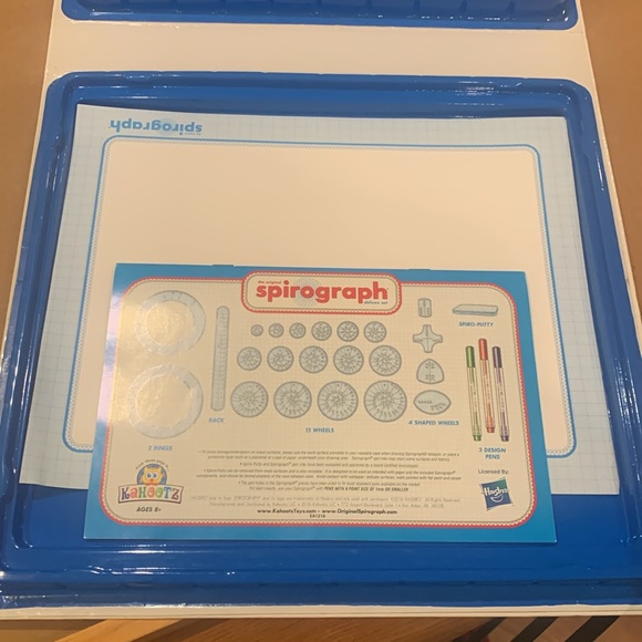 Spirograph deluxe drawing kit - Picture 5 of 5